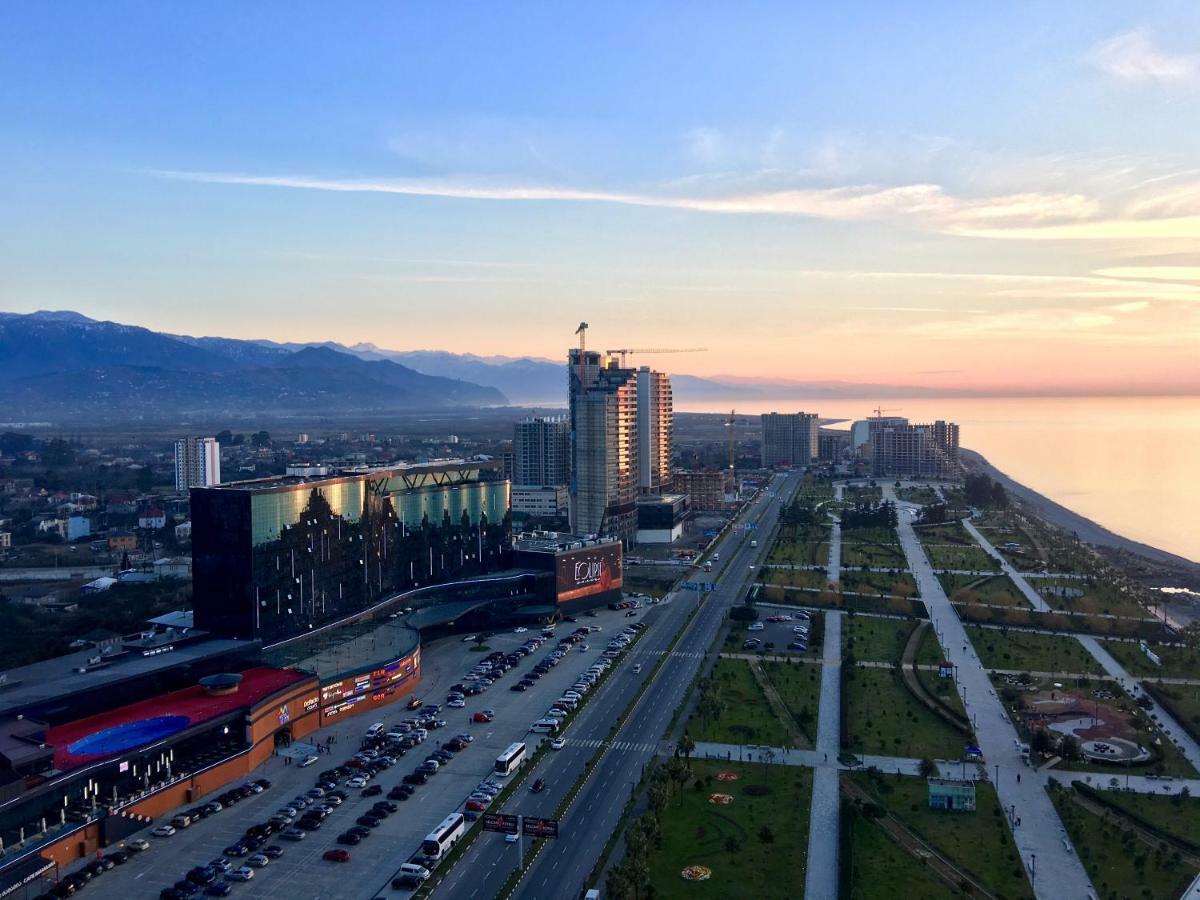 Coast Batumi Apart Hotel Екстериор снимка