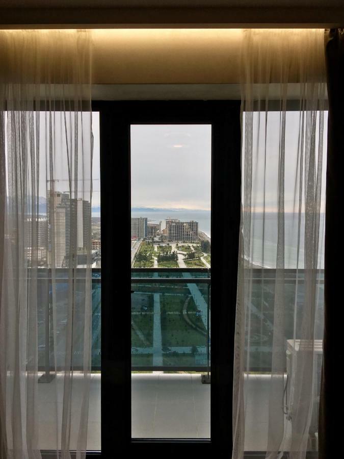 Coast Batumi Apart Hotel Екстериор снимка