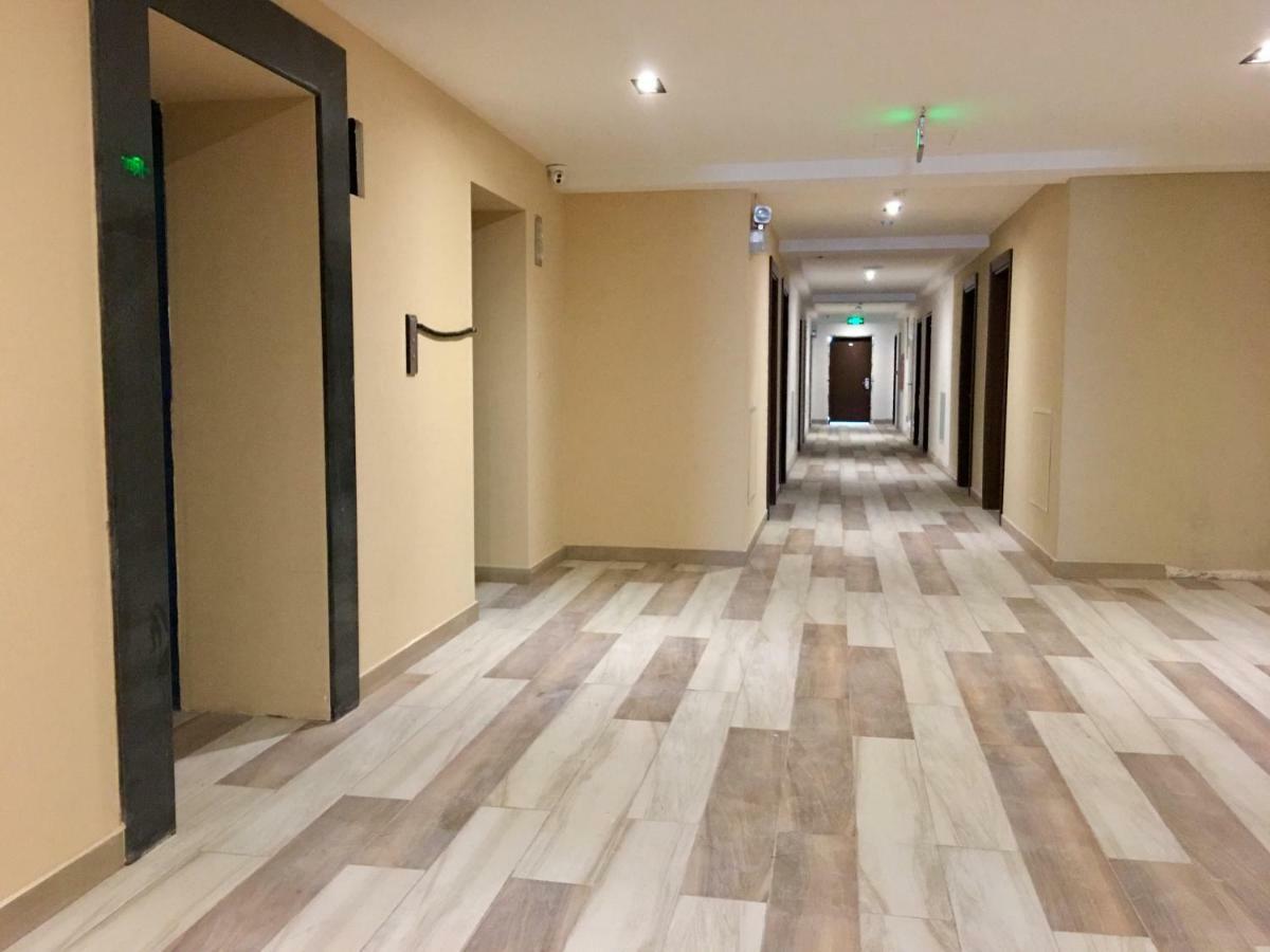 Coast Batumi Apart Hotel Екстериор снимка