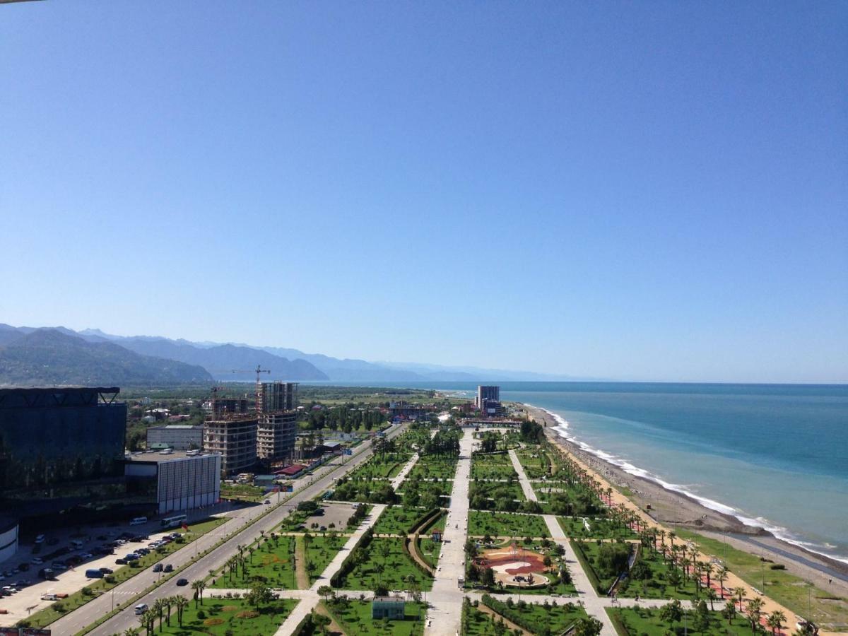 Coast Batumi Apart Hotel Екстериор снимка